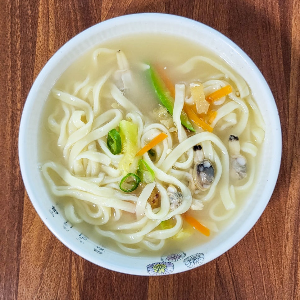 옹심이네칼국수 이미지