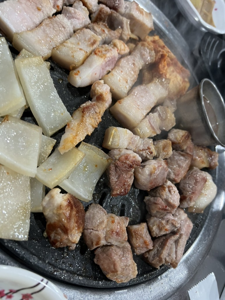 돼지몰이촌 이미지