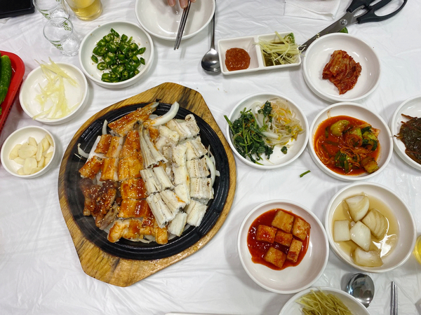 장어랑 아구랑 이미지