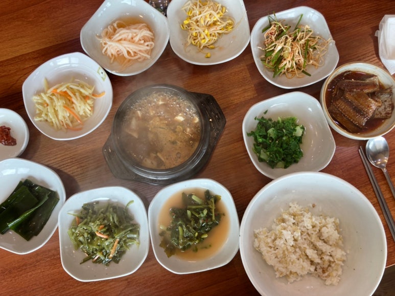 춘심이보리밥 이미지