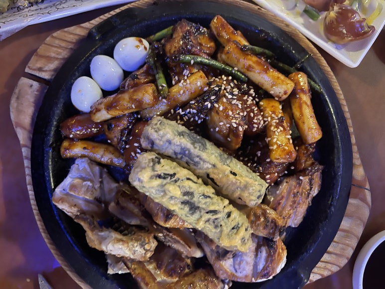닭꾸버숯불양념치킨 이미지