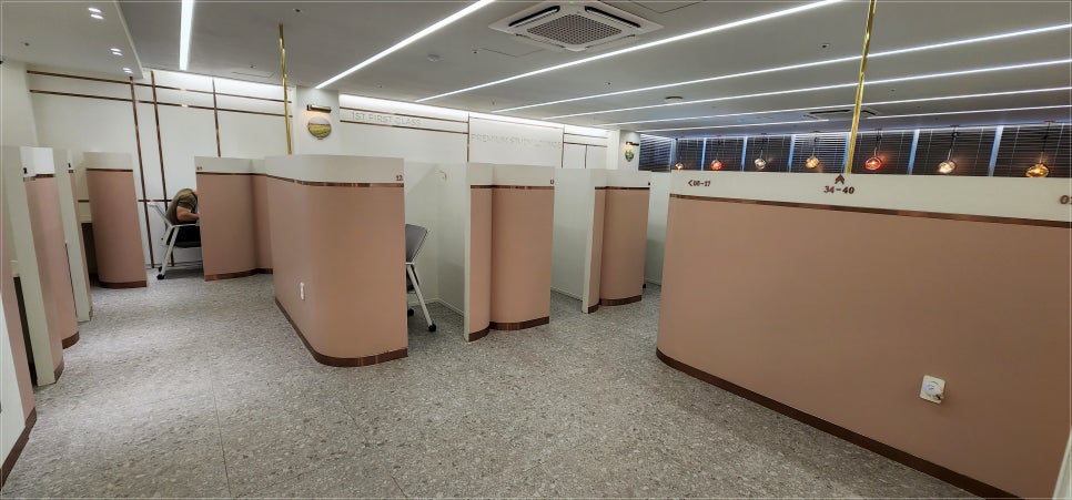 퍼스트클래스스터디카페 이미지