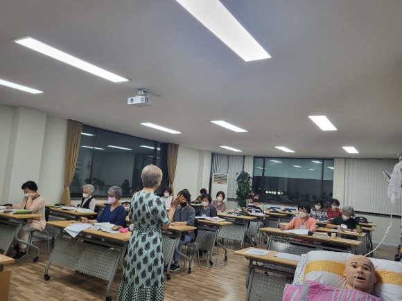 명심요양보호사교육원 이미지
