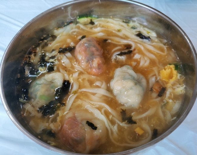 본가칠보칼국수 이미지
