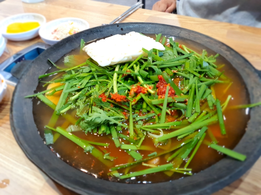 태백솥뚜껑물닭갈비 이미지