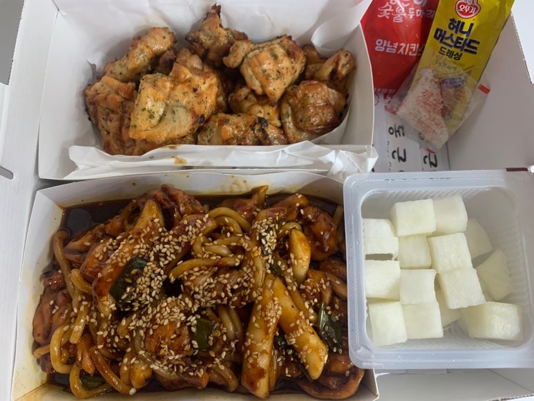 동근이숯불두마리치킨 운서점 이미지