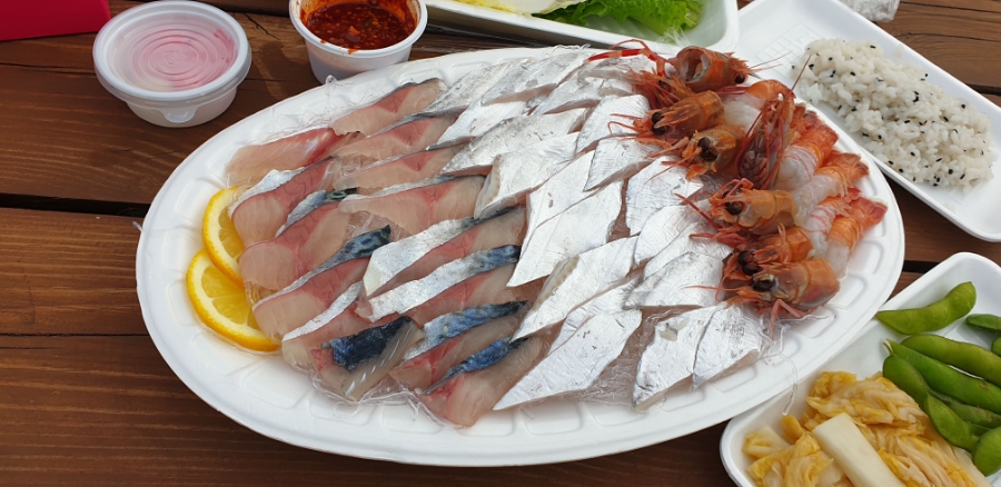 담뜨락 이미지