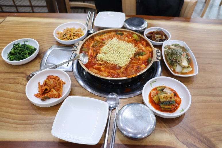 이박사냄비갈비 이미지