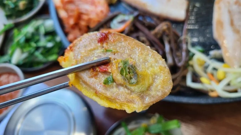 뚝배기솥뚜껑삼겹살 이미지
