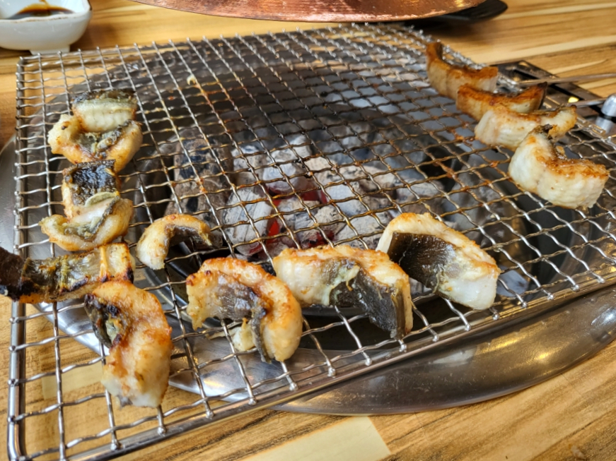 폭풍장어중동 이미지