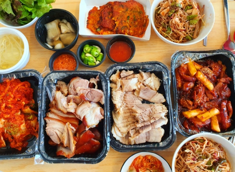 돈돈보쌈족발 이미지