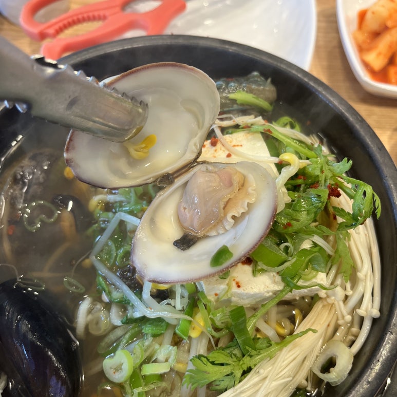 경주전복해물뚝배기 이미지
