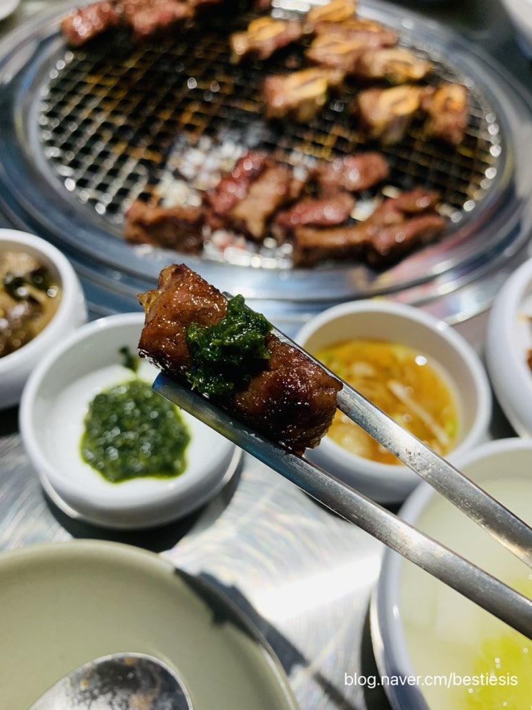 아코디언식당 이미지