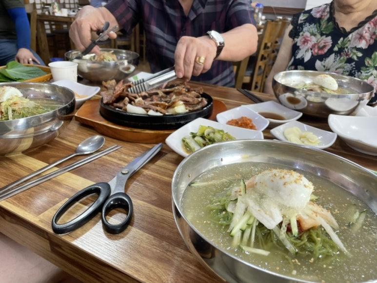 장미냉면맘대로 이미지