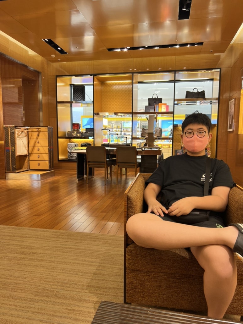 루이션 이미지