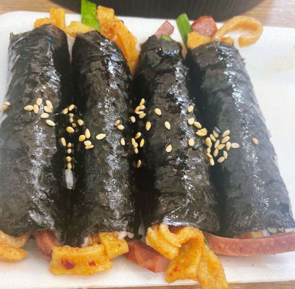 윤정김밥 이미지