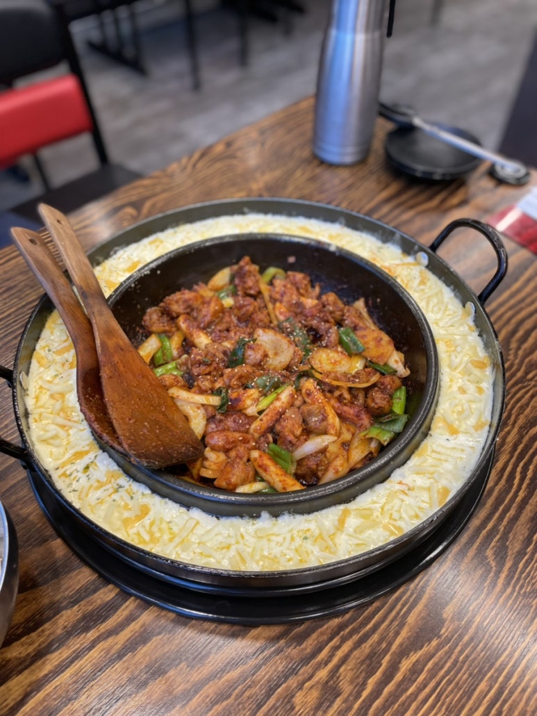 유가네닭갈비 오창호수공원점 이미지