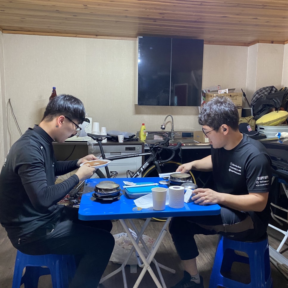 용아모터스 이미지