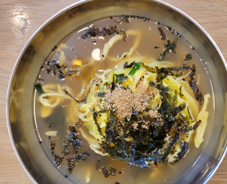 꽃동산국수 이미지
