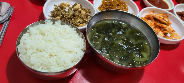 세자매밥집과밥 이미지