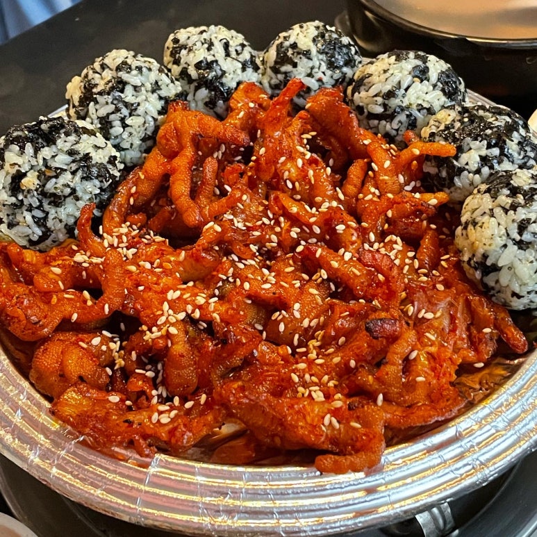 이동천석쇠불닭발 이미지