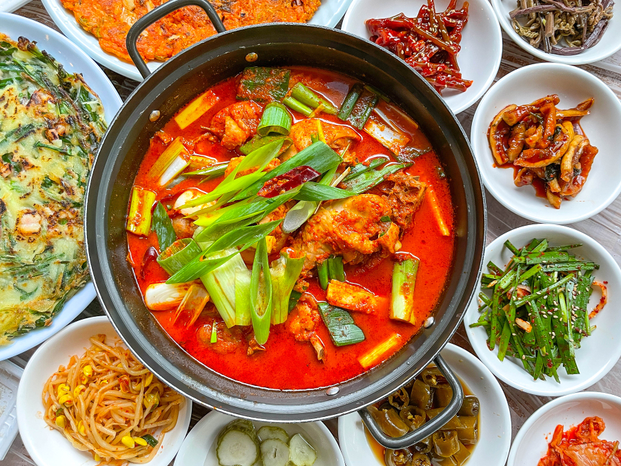 마당바위 이미지