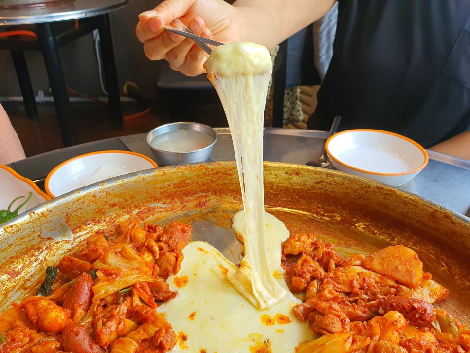 홍이네닭갈비 이미지