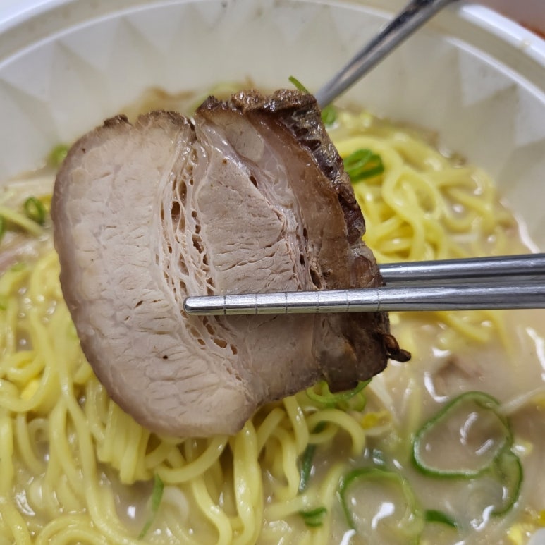 얏타미라멘 이미지