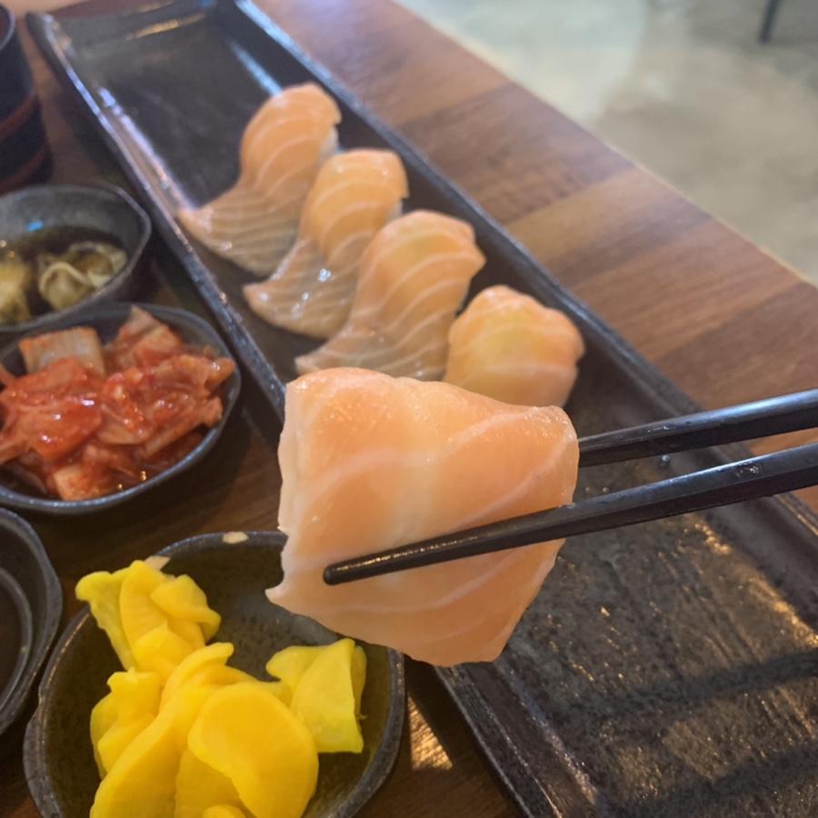 연이자카야 이미지