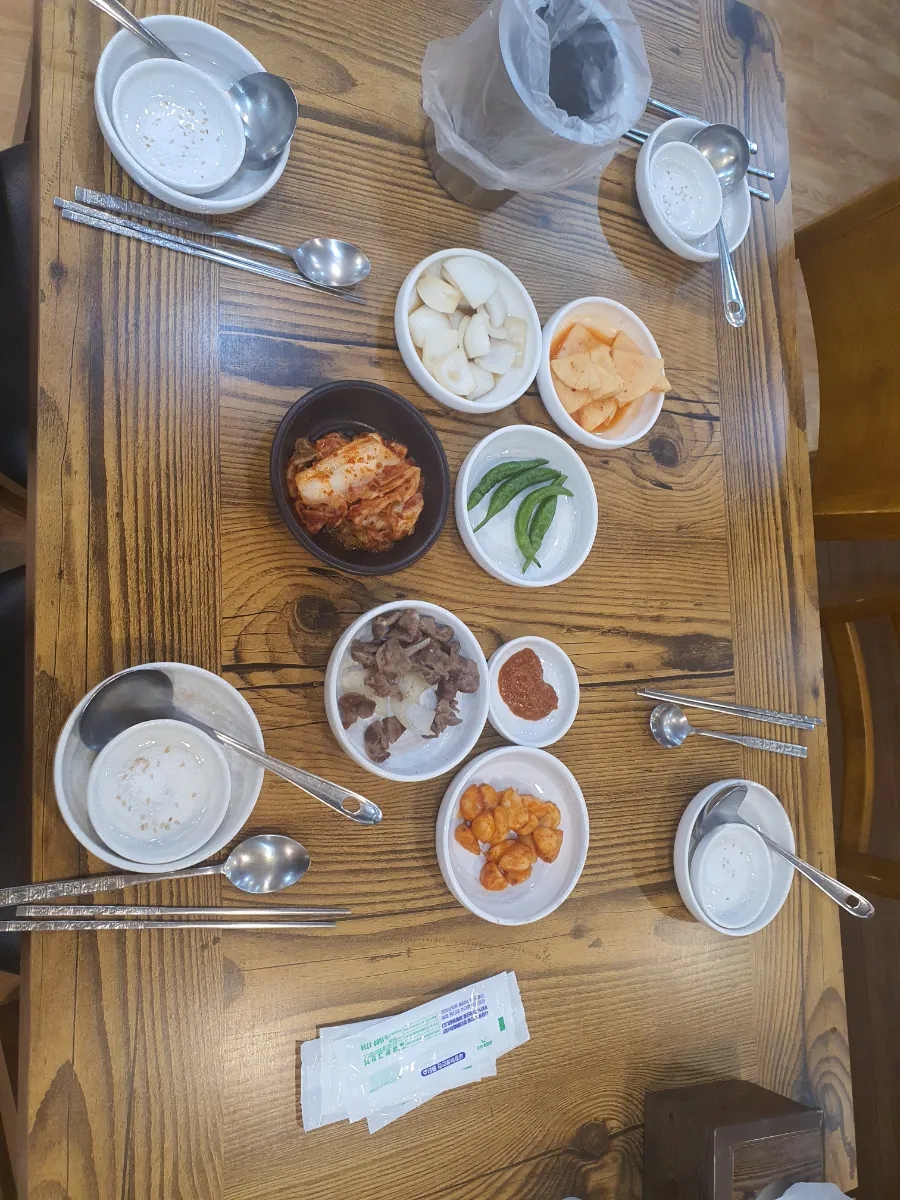 제1능이버섯백숙과능이생국수 이미지