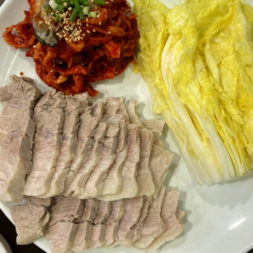 김가네 장군 왕족발 이미지