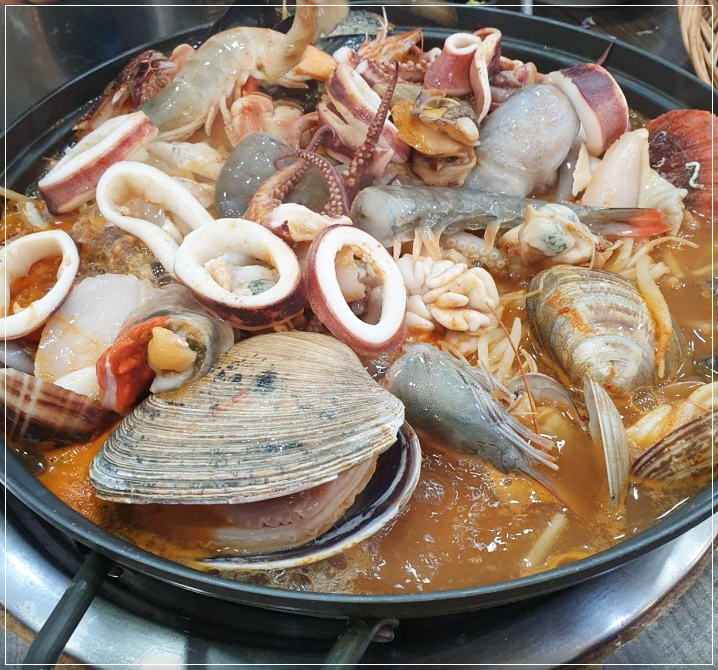 부산해물탕 이미지
