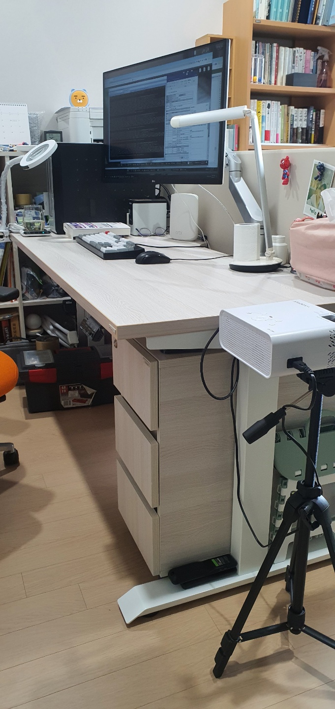 아모스아인스 이미지
