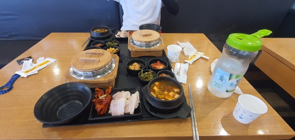 황제노래주점 이미지