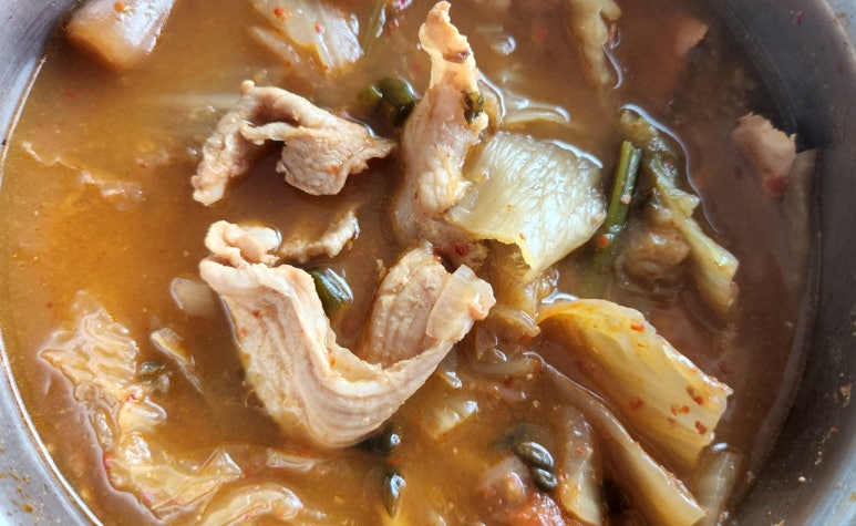 백합돼지김치찌개 이미지