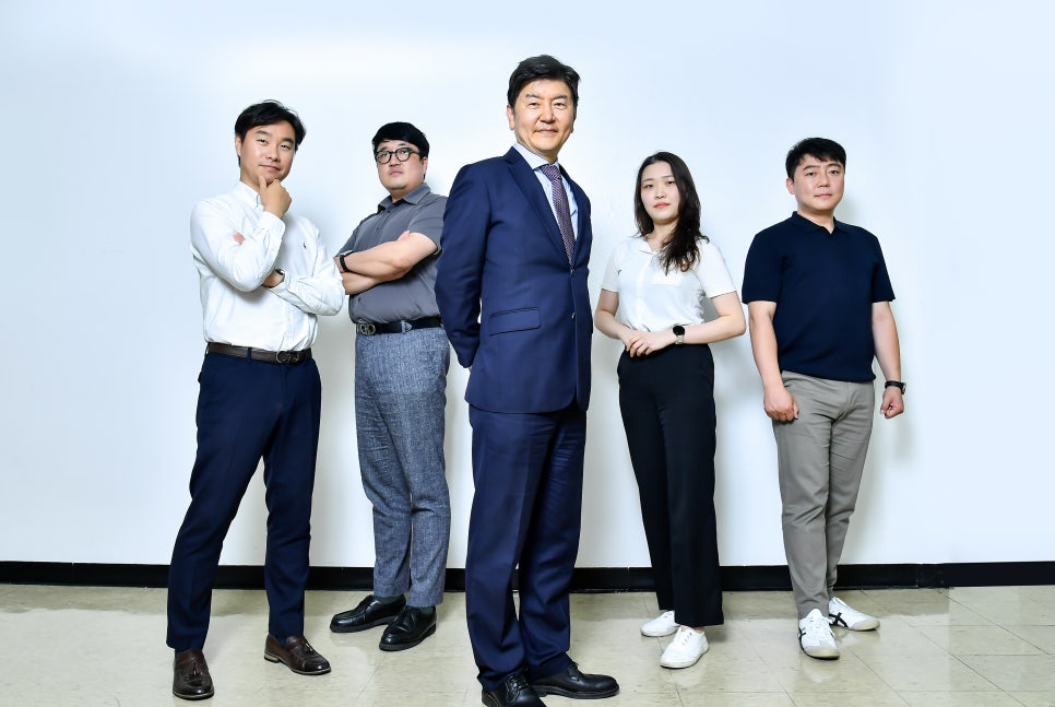 일진하이솔루스(주) 이미지