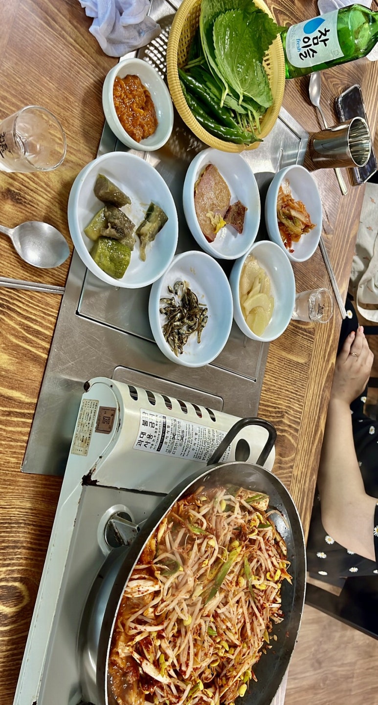 황궁식당 이미지