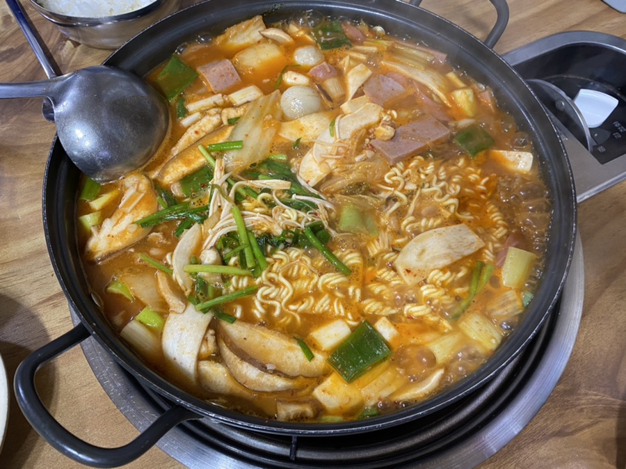 부대찌개동촌 이미지