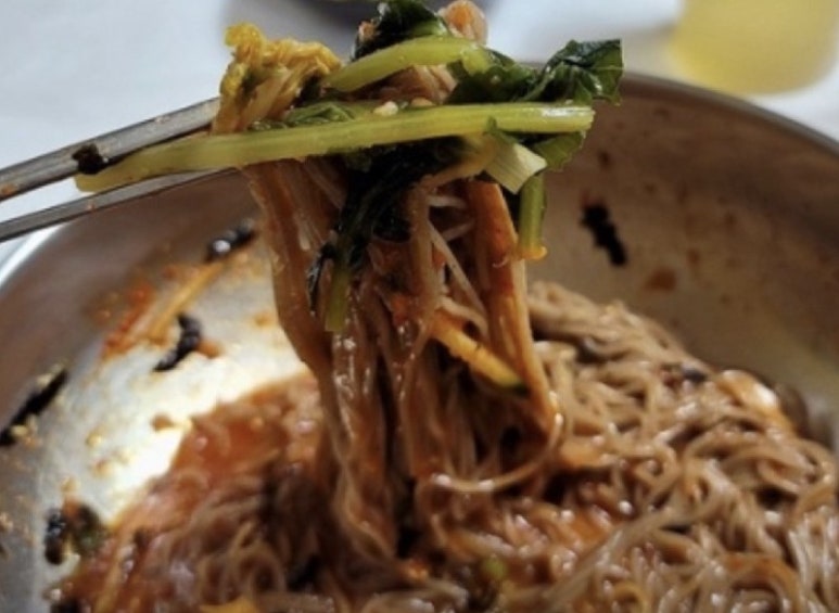 솔밭막국수 이미지