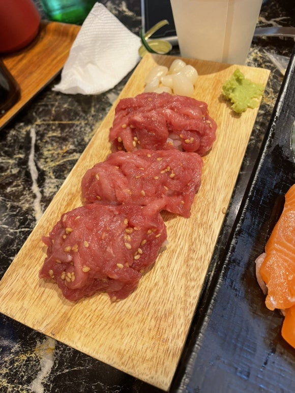 육회바른연어 보라매점 이미지