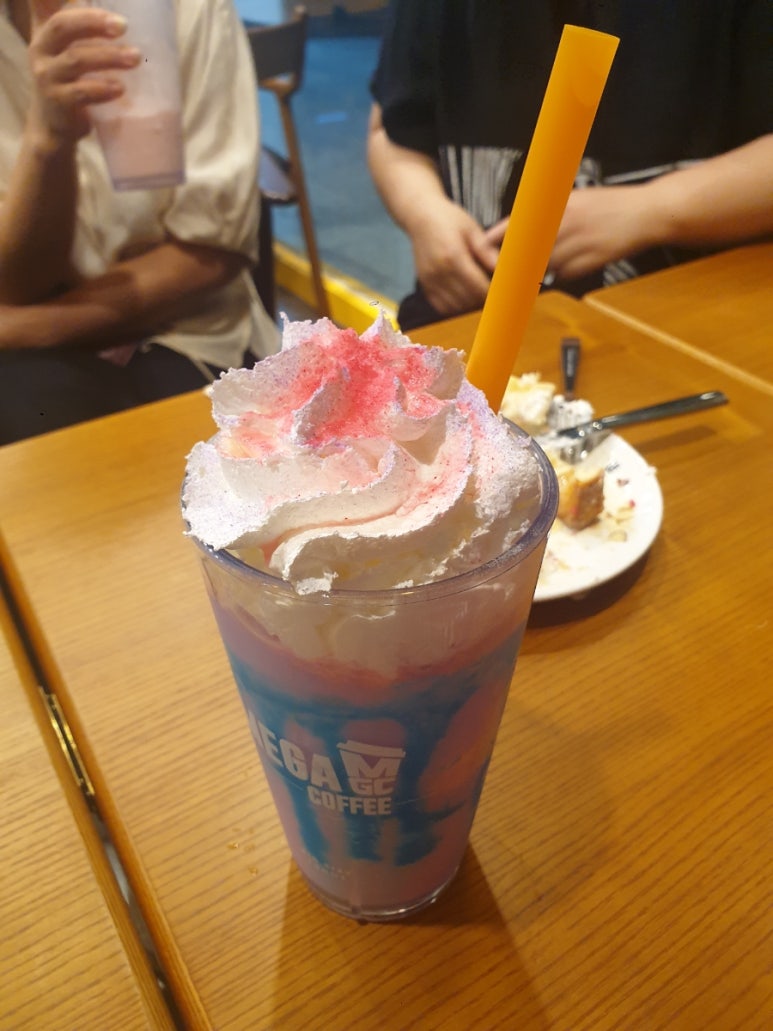 메가커피춘천우두점 이미지
