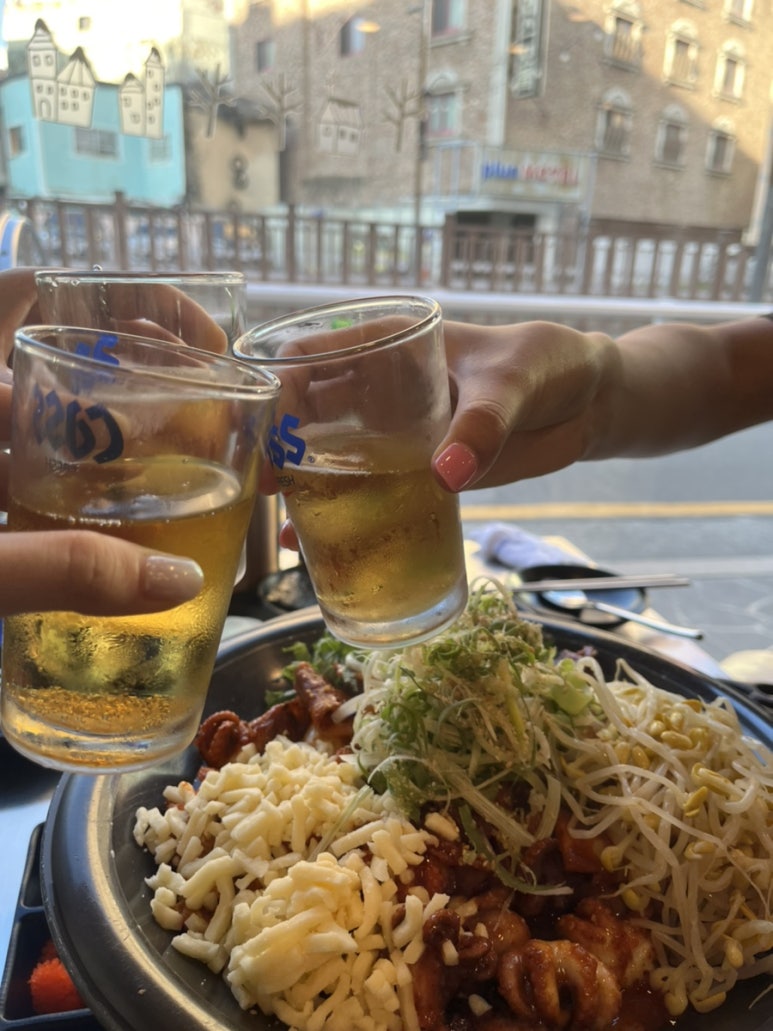 정쭈삼 이미지