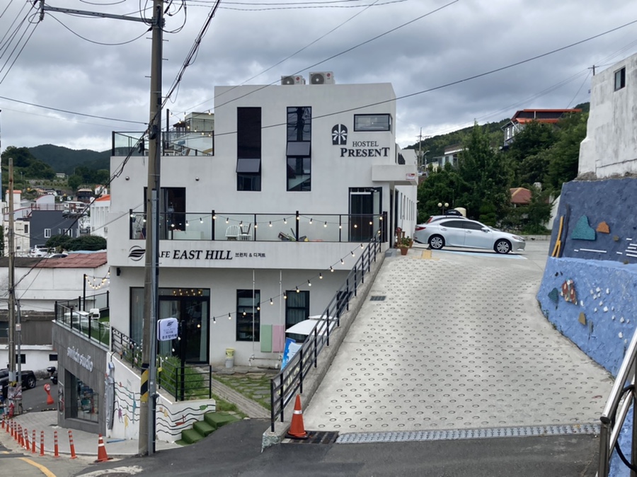 카페이스트힐 이미지
