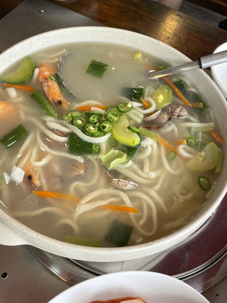 서해바지락칼국수 이미지