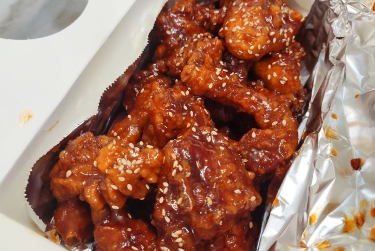 맥시두마리치킨 이미지