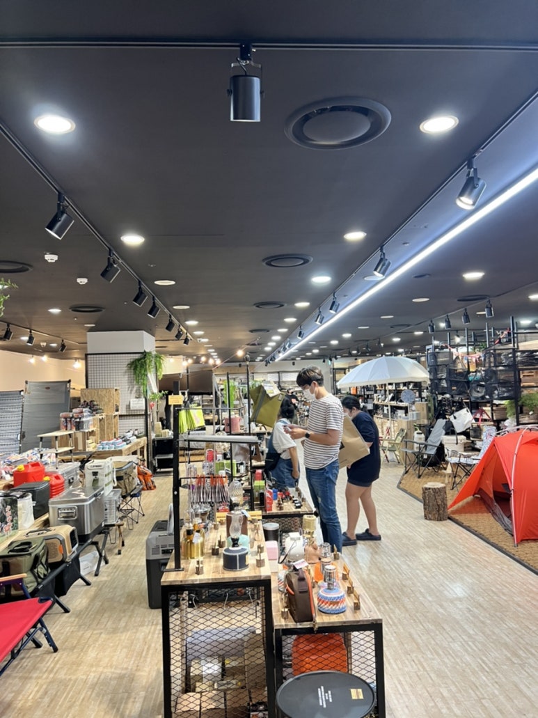 아토즈캠핑마리오 이미지