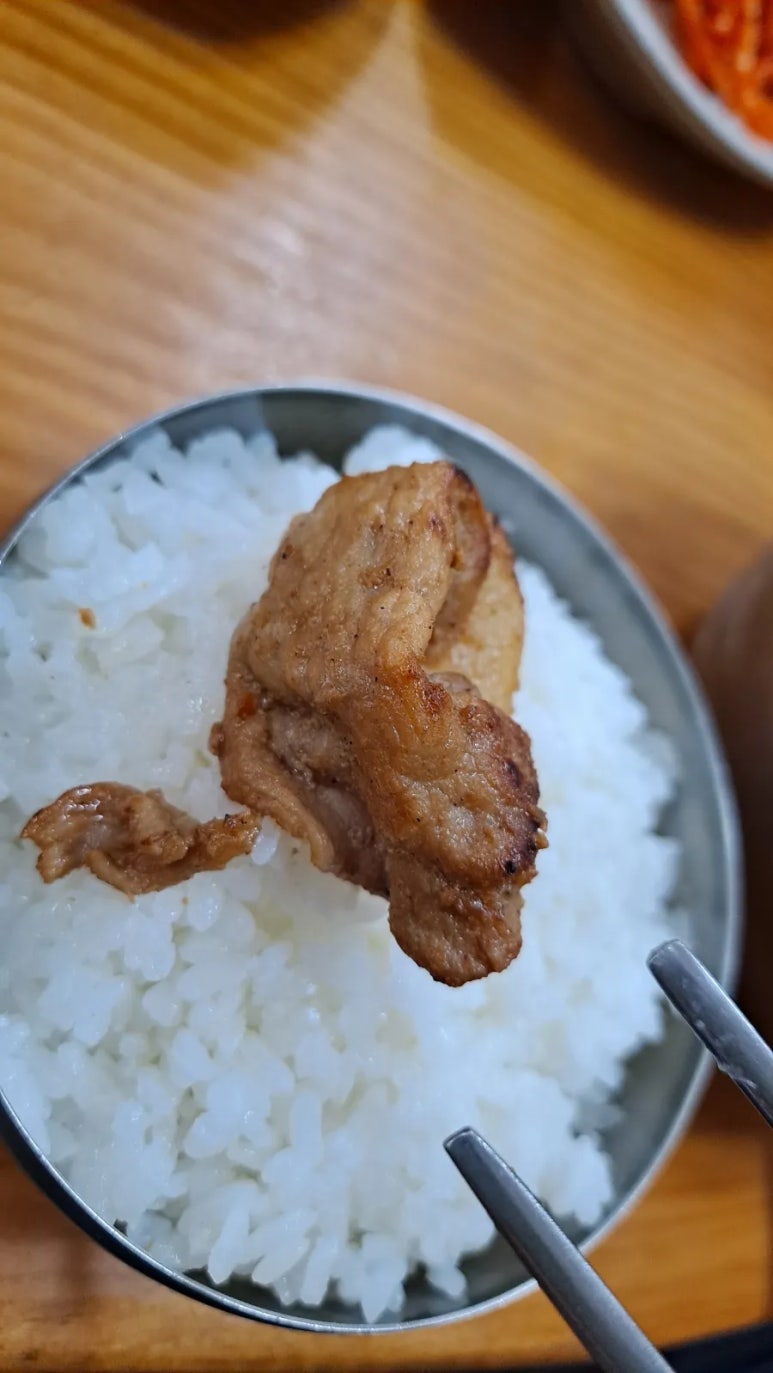 정운식당 이미지