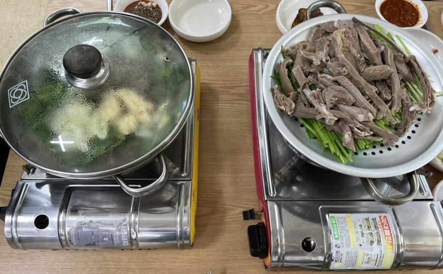 시골집흑염소 이미지