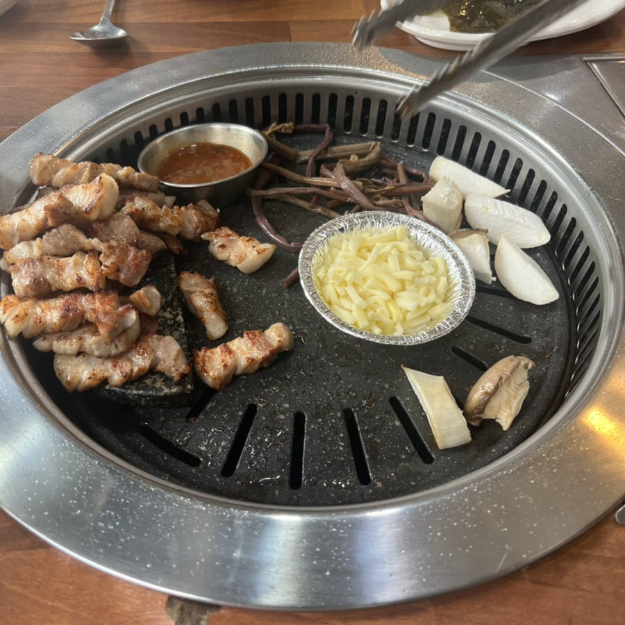맛내음왕소금구이팔용점 이미지