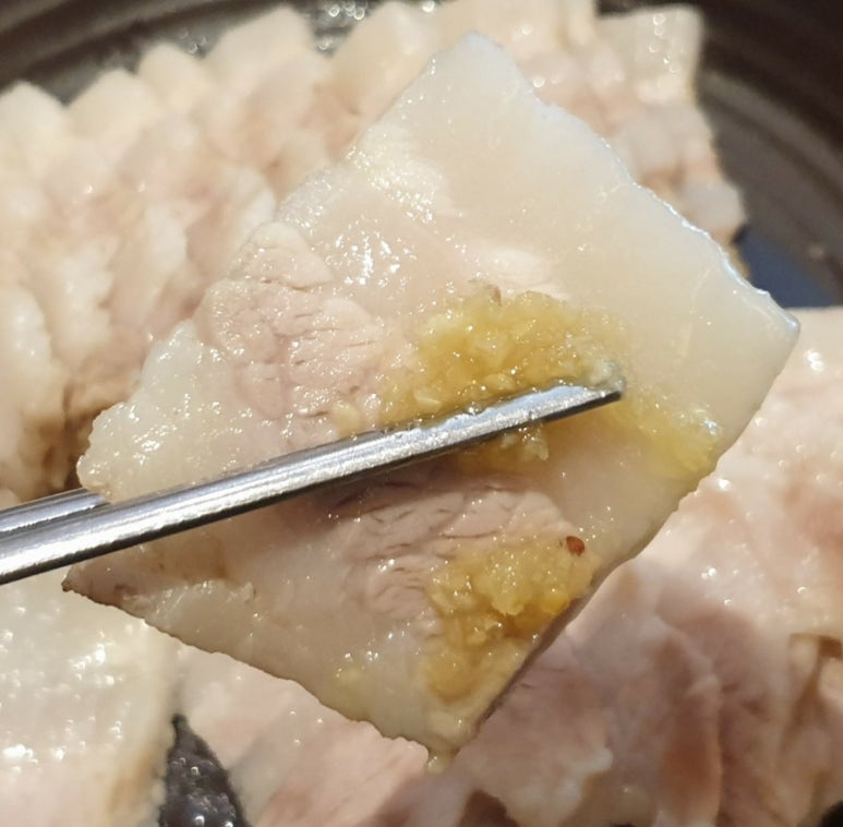 장모손한방왕족발 이미지